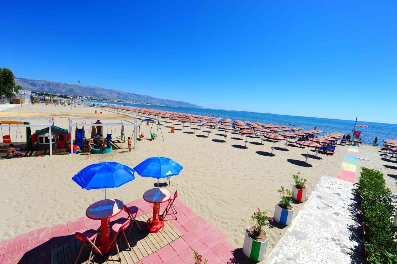 Maiorano Boutique Hotel Manfredonia Exterior foto