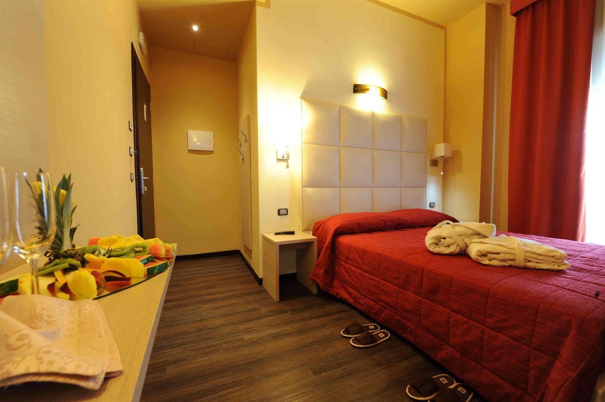 Maiorano Boutique Hotel Manfredonia Exterior foto