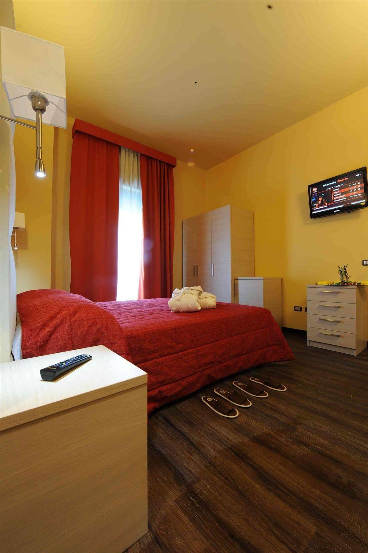 Maiorano Boutique Hotel Manfredonia Exterior foto